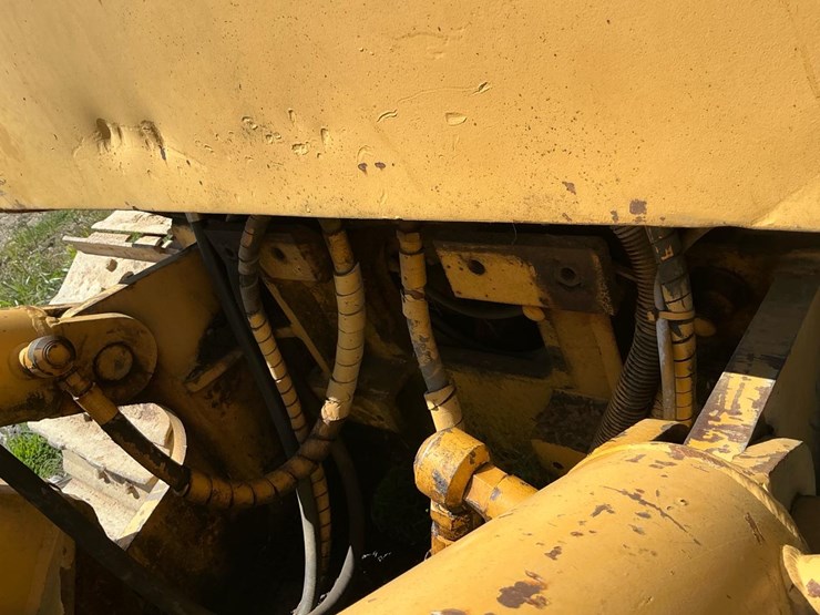 deere-850b-image-31