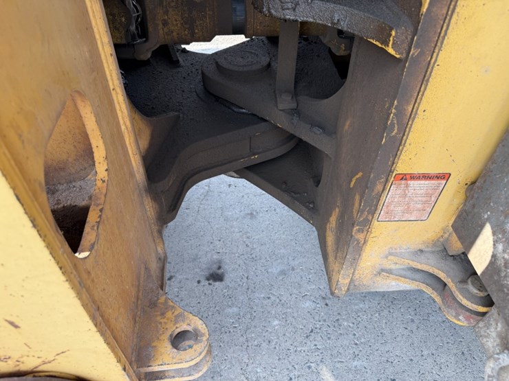 komatsu-wa600-image-22