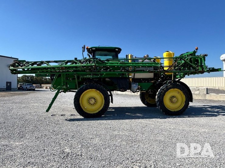 2017-john-deere-r4038-image-13
