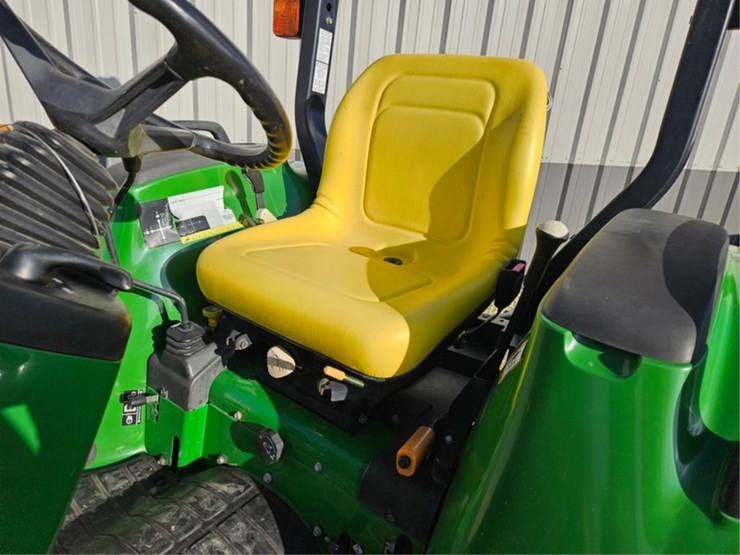 2000-john-deere-4400-image-37