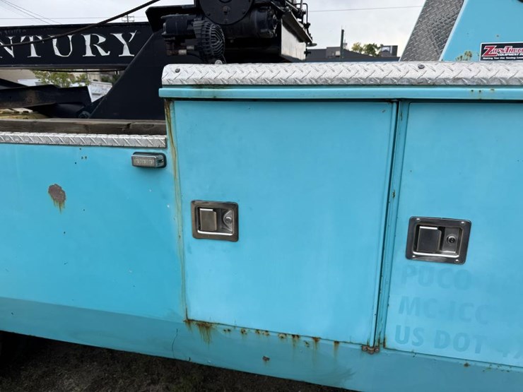 2004-international-durastar-4400-image-20