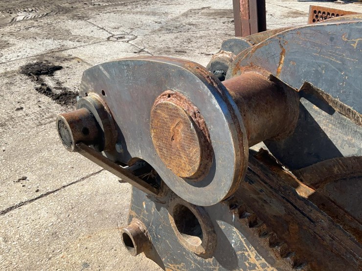 john-deere-270-image-10