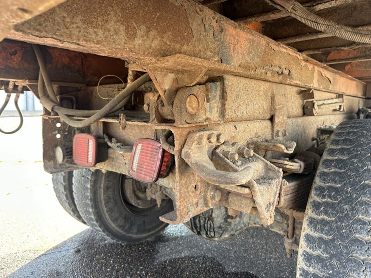 2000-caterpillar-3126-image-25