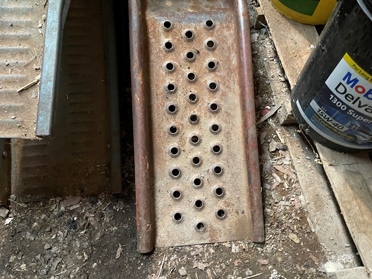#7199-•-set-of-metal-car-ramps-image-6