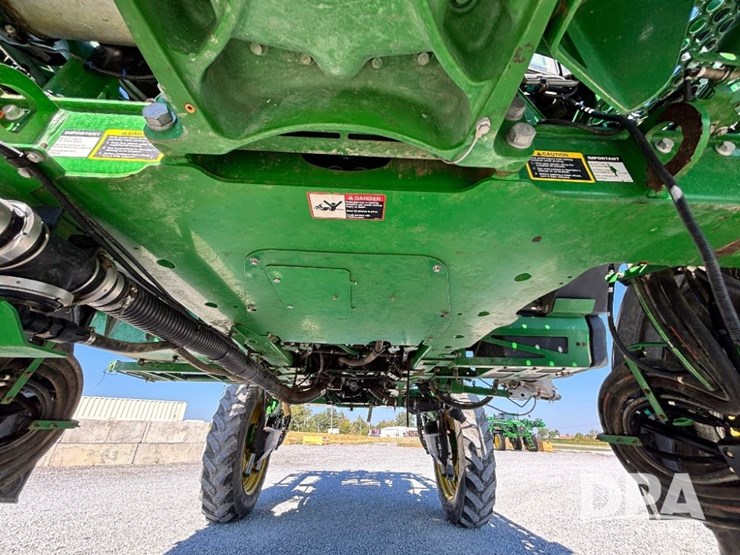 2017-john-deere-r4038-image-27