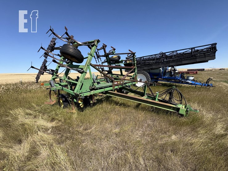 1993-john-deere-610-image-3