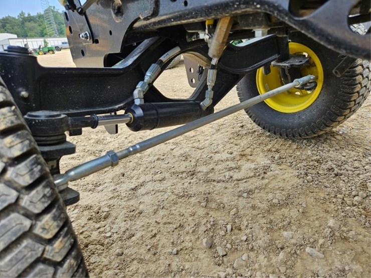 john-deere-x730-image-33