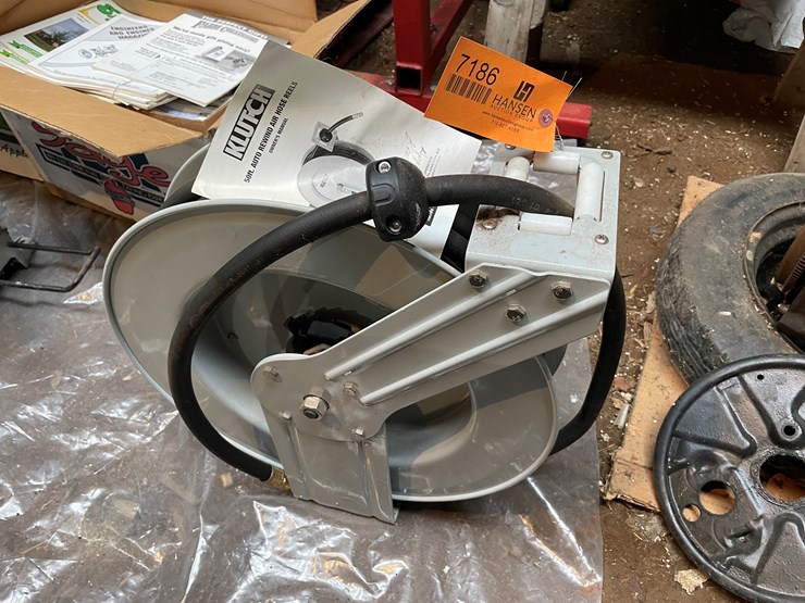 #7186-•-klutch-50'-auto-rewind-air-hose-reel-image-1
