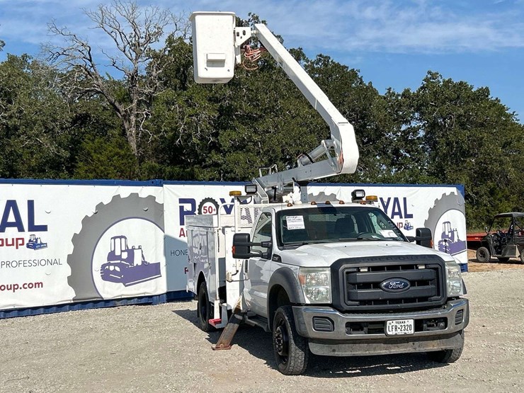 2012-ford-f550-image-4