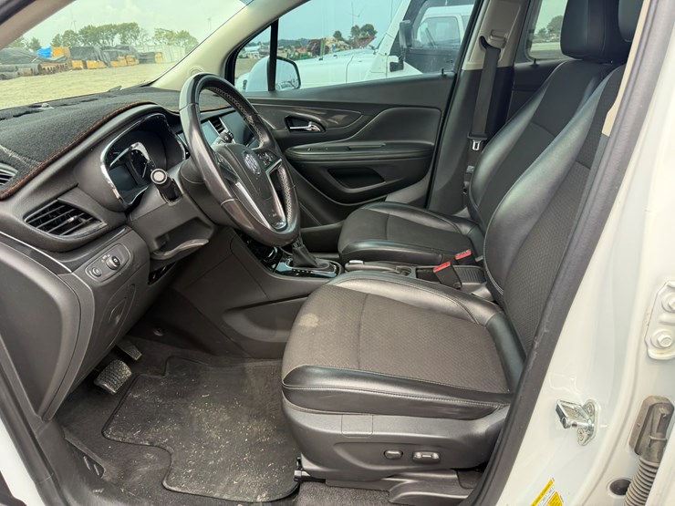 2019-buick-encore-image-14
