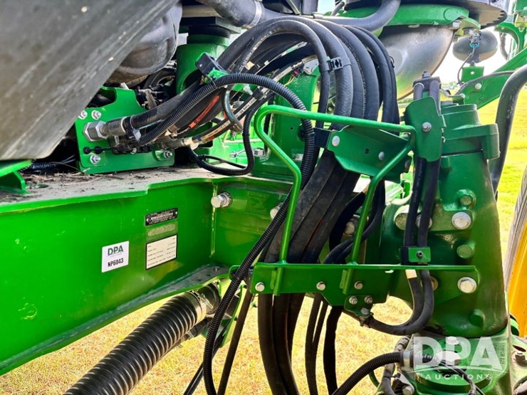 2019-john-deere-r4045-image-85