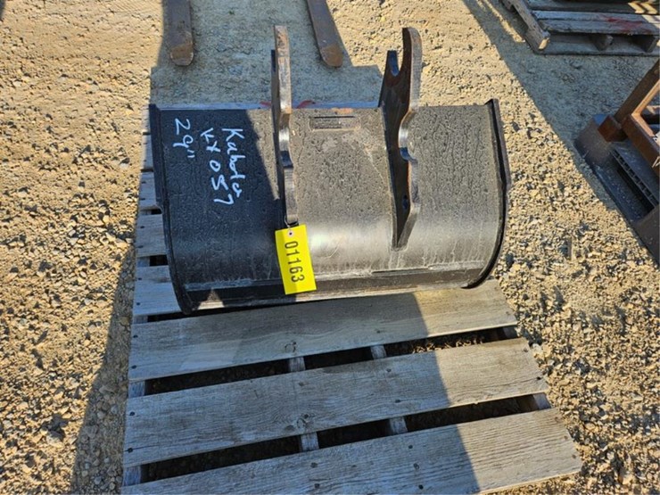 kubota-kx057-image-4