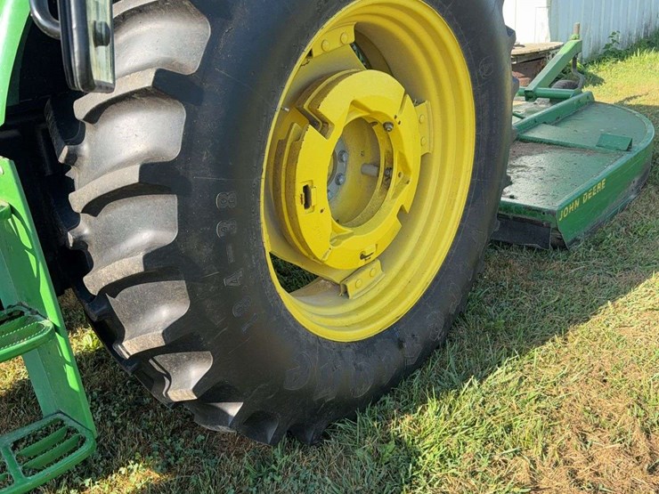 2011-john-deere-d-image-14