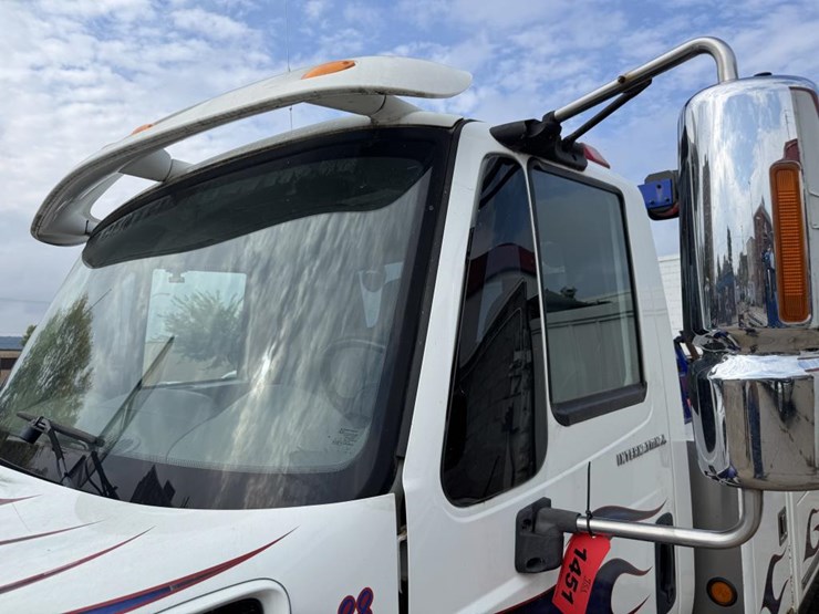 2006-international-durastar-4300-image-10