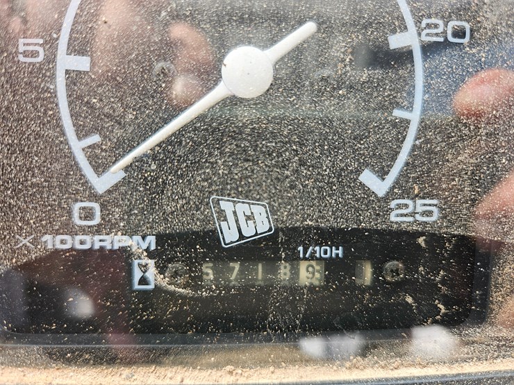 2001-jcb-520-image-44