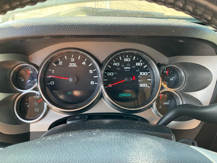 2010-gmc-sierra-1500-image-68