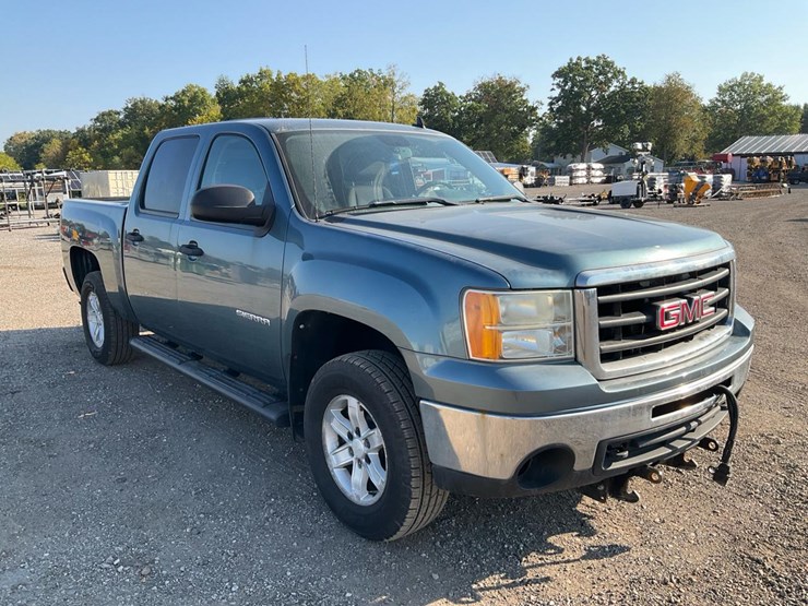 2010-gmc-sierra-1500-image-7