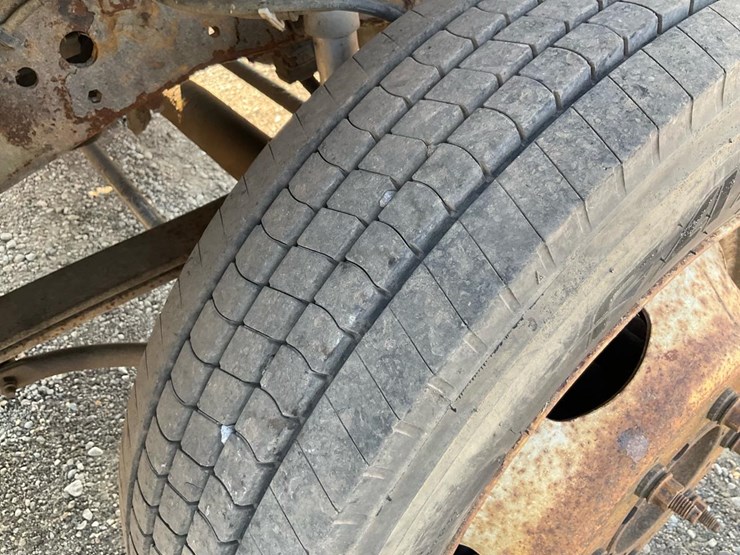 1999-ford-f550-image-44