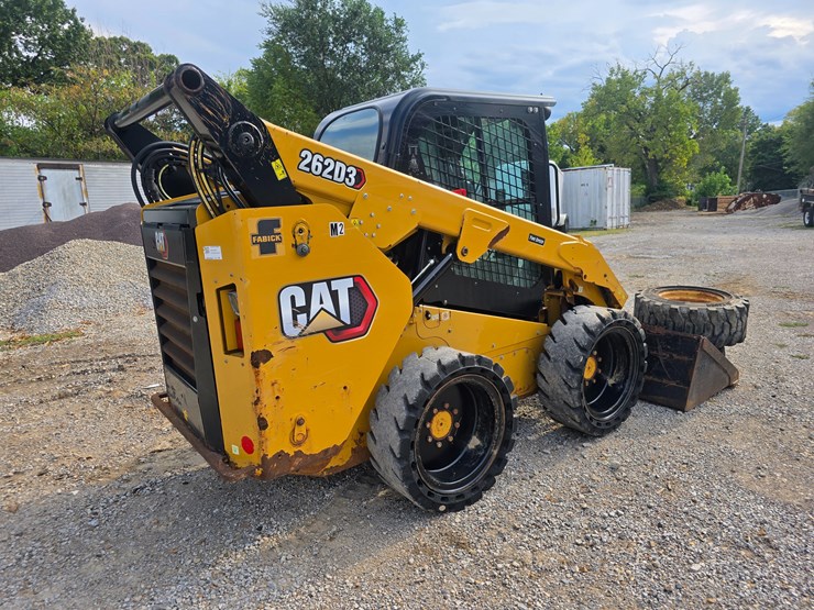2020-caterpillar-262d3-image-18