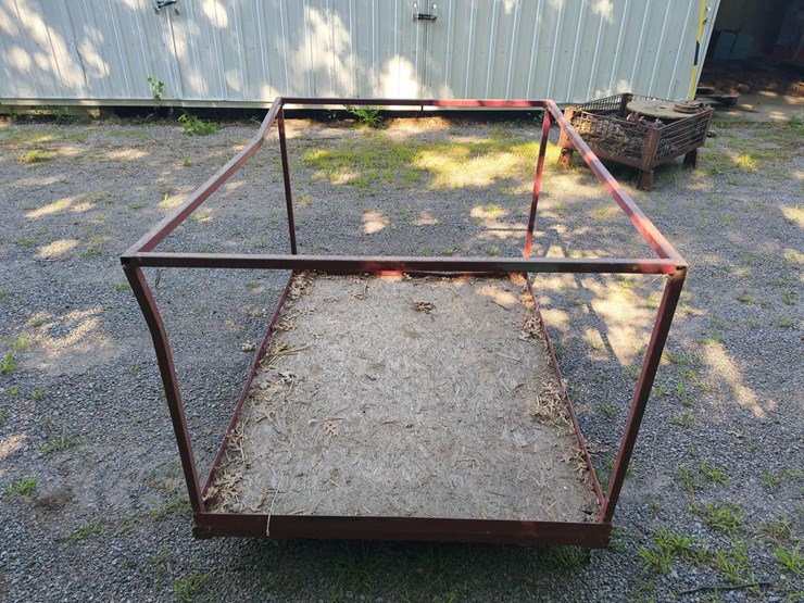 5'x4'-pallet-box-image-3