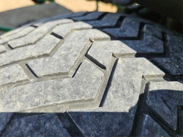 john-deere-7500-image-39