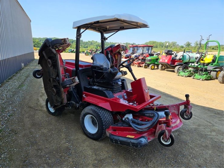 2015-toro-groundsmaster-4000d-image-17