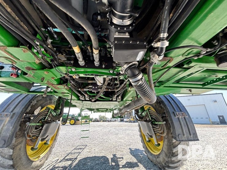 2017-john-deere-r4038-image-72
