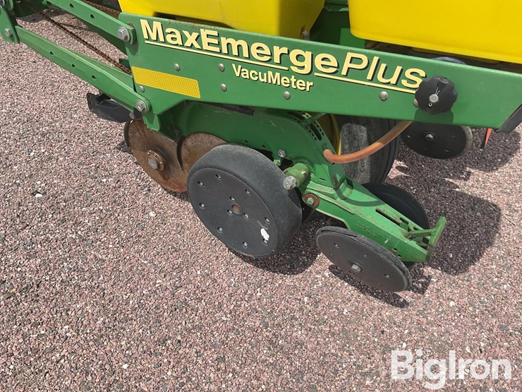 2001-john-deere-1770-image-19