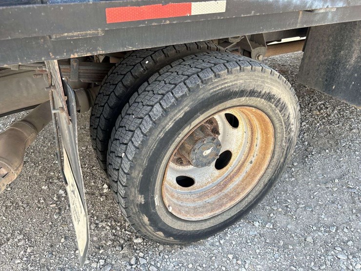 2016-ford-f550-image-25