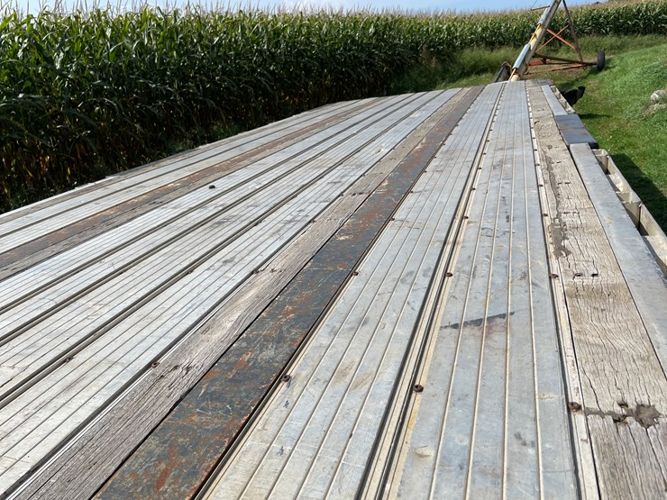 #7105-•-2004-transcraft-48'-step-deck-trailer-(has-wi-title-in-delay)-image-28