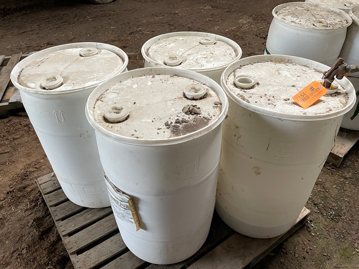 #7154-•-(4)-30-gallon-plastic-drums-image-6
