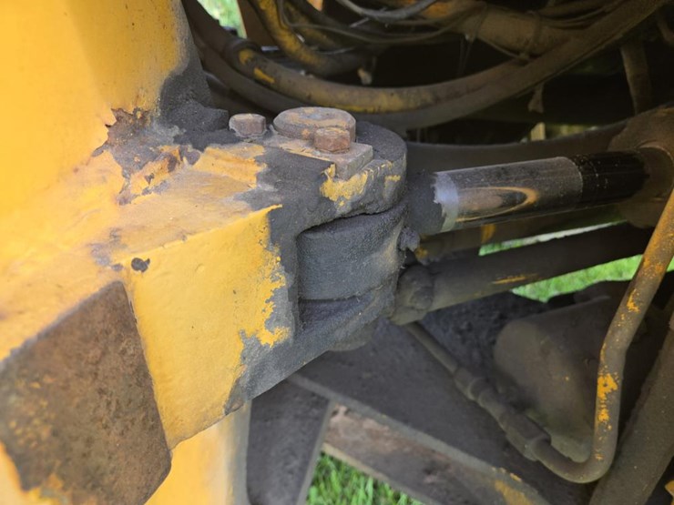 massey-ferguson-55c-image-25