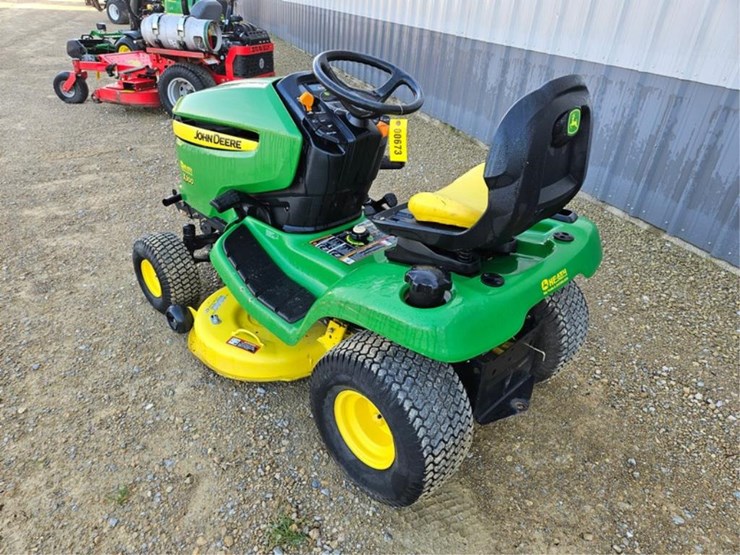 john-deere-x300-image-3