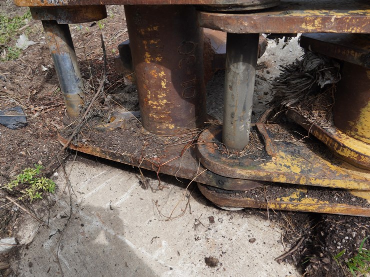 john-deere-270-image-6
