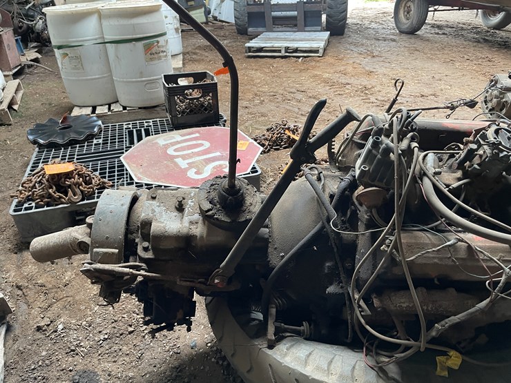 #7165-•-engine-and-transmission-image-22