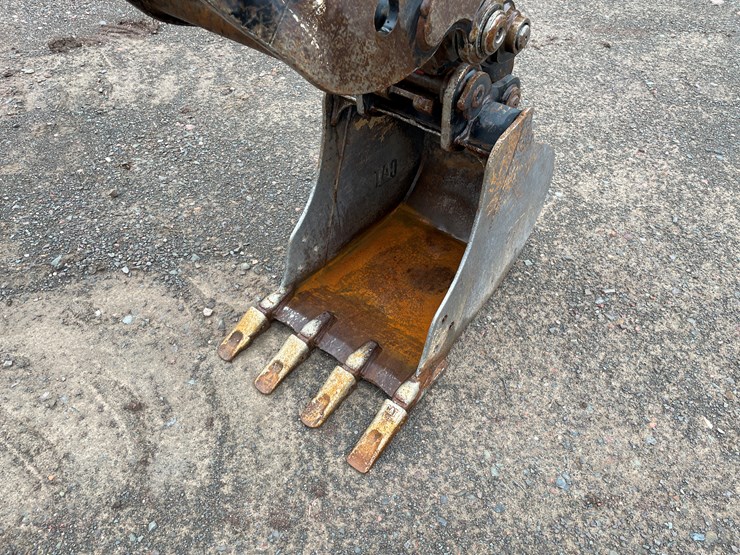 2019-caterpillar-303.5e2-cr-image-48