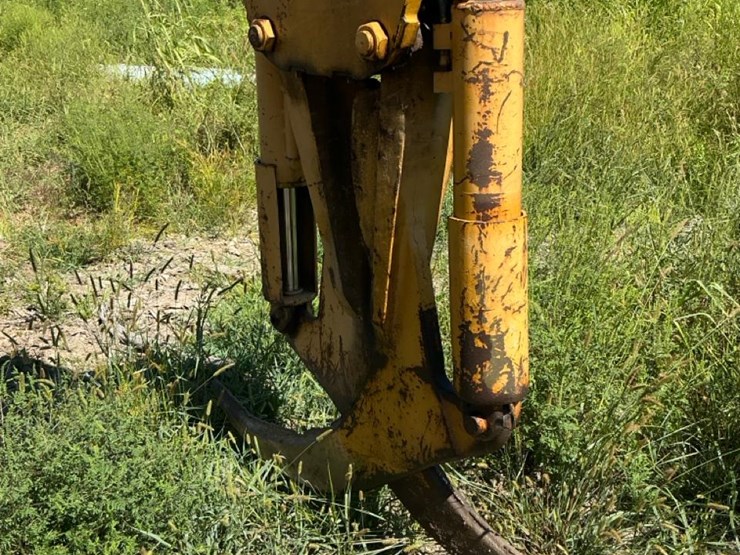 deere-850b-image-41