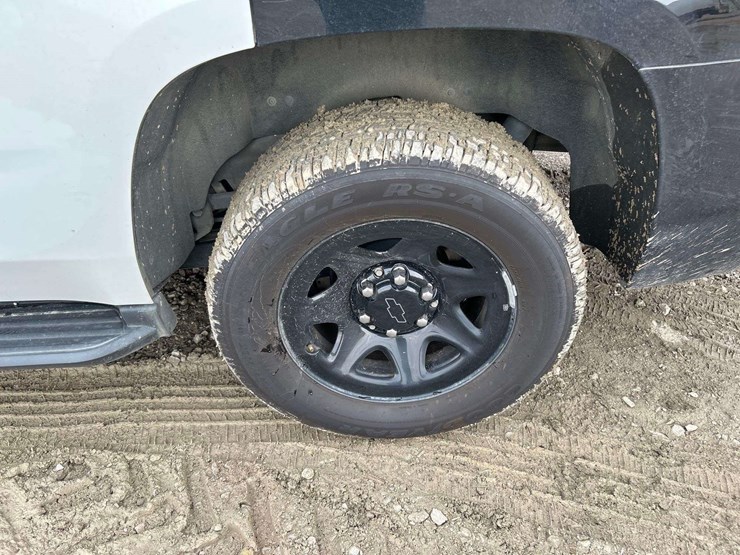 2019-chevrolet-tahoe-image-22