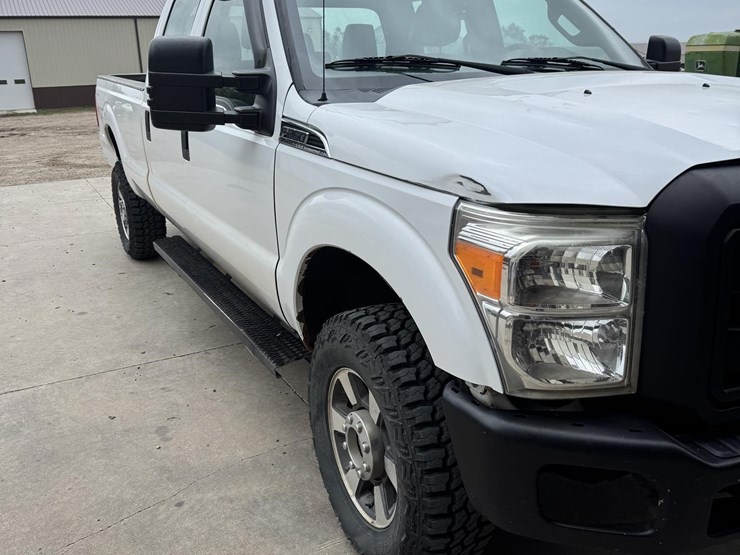 2016-ford-f350-xl-image-3