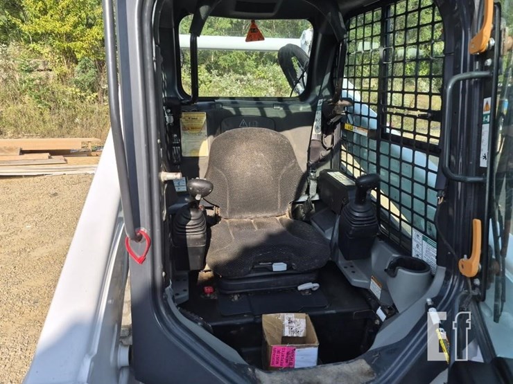 2019-bobcat-s595-image-14