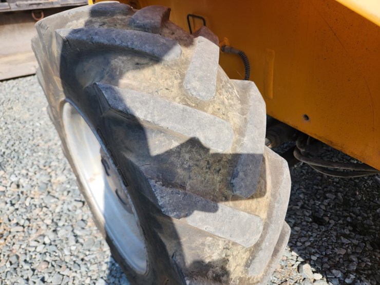 jcb-520-50-image-41