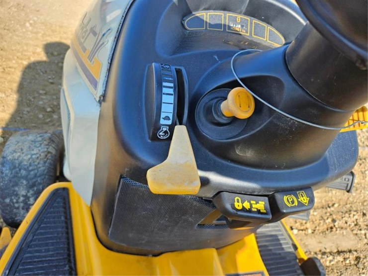 cub-cadet-lt2138-image-19