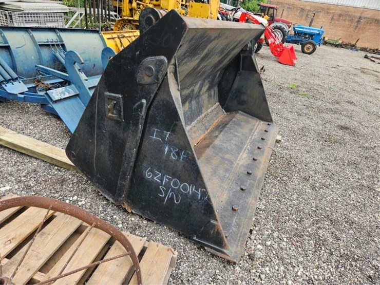 caterpillar-it18f-image-10