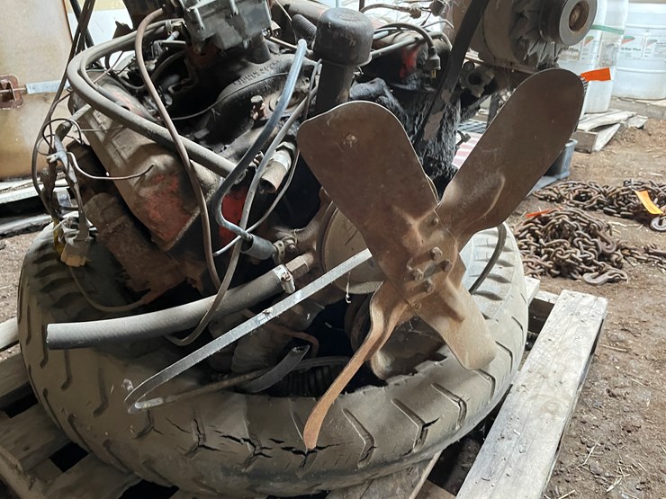 #7165-•-engine-and-transmission-image-7