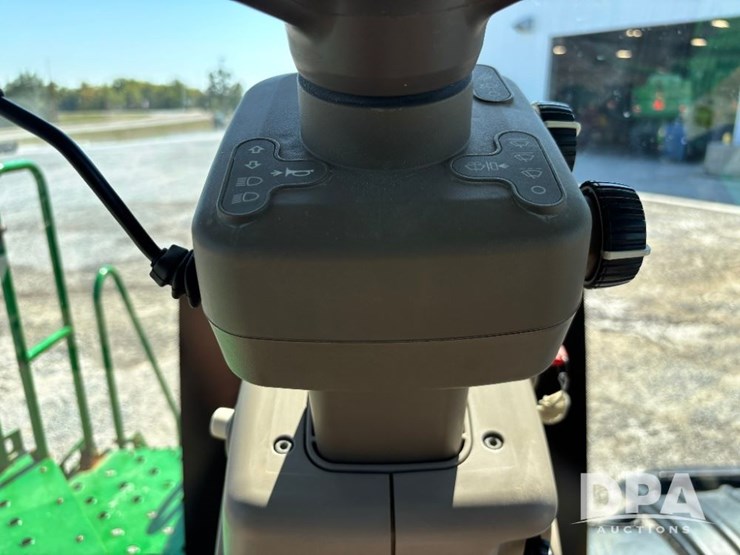 2019-john-deere-f4365-image-95