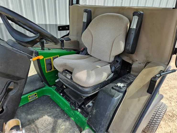john-deere-1575-image-31