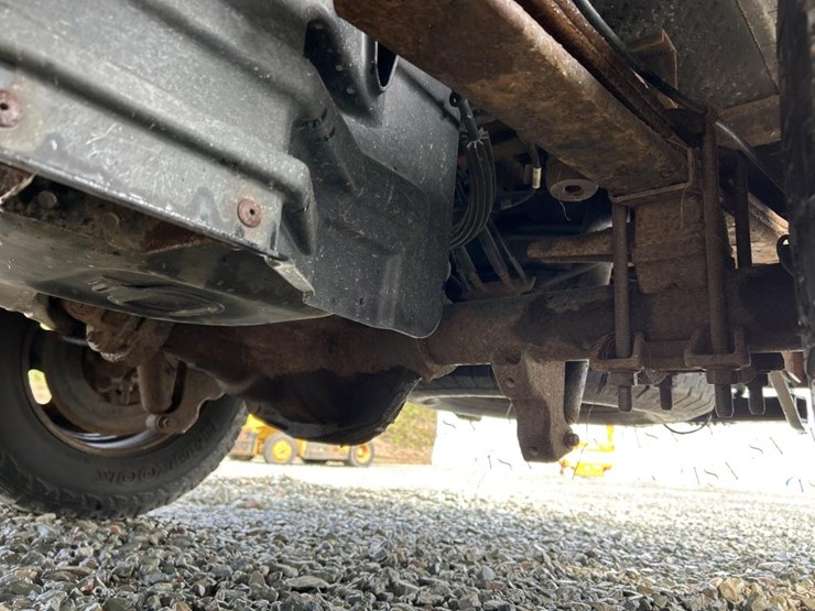 2011-ford-f250-image-26