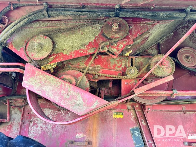 case-ih-1680-image-32