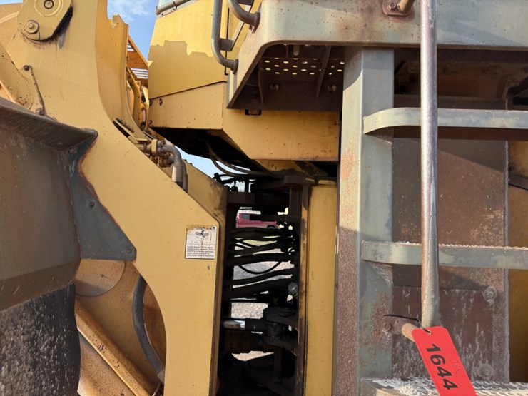 komatsu-wa600-image-17