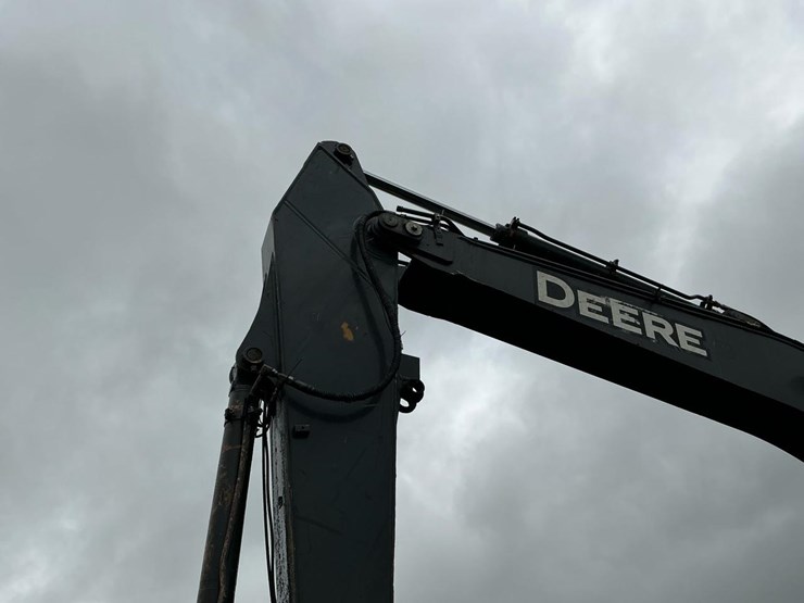 2007-john-deere-270-image-23